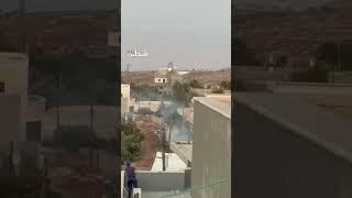 قوات الاحتلال تطلق قنابل الغاز خلال المواجهات المندلعة في قصرة.