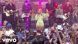 Carrie Underwood - Before He Cheats Live From The Today Show