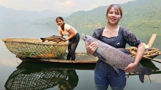 FULL VIDEO Girl on the lake fishing for a living Building a new life.