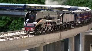 SNCF 232 U1 ASTER Gauge 1 live steam Hudson locomotive with the Blue Train in the garden