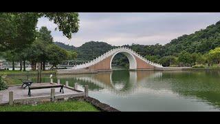 漫步 大湖公園 四季 內湖 台北.  攝影 君柔.  Stroll in DaHu Park Neihu Taipei. Music Adagio Moon Tango.