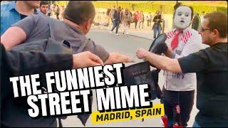 The Funniest Street Mime Not Karcocha. Madrid Spain