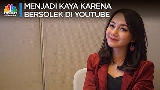 Kisah Beauty Vlogger Sambil Bersolek Makin Kaya