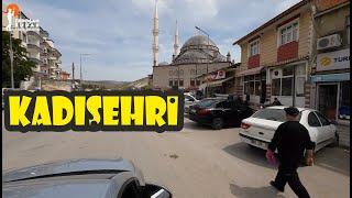 KADIŞEHRİ İLÇE MERKEZİNDE GEZDİM