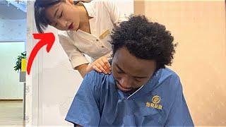 Its my first time doing it on a foreigner Chinese hot massage girl with black guy