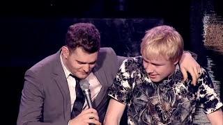 Michael Bublé - Singing with a Fan Live Extras