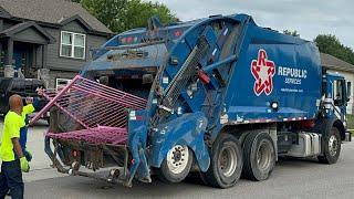 1 Hour of Garbage Trucks Massive Central U.S Compilation 2023