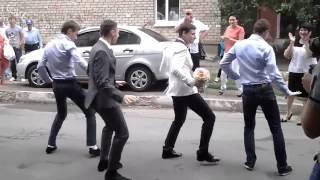 Крутые и смешные танцы  Нарезка  Funny dancing