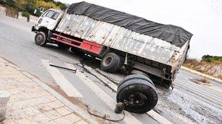 20 Dangerous Truck & Car Driving Fails  Biggest Cranes Idiots Collapsed  Crashed Truck Rescue 2024