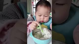 baby eating food  #cute #shorts #baby #youtubeshorts #status