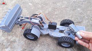 Homemade RC Wheel Loader with PVC  Strong motor and engine