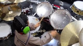 5 yo Drummer  Drum Solo 90sec.