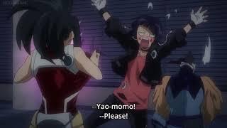 Yaoyorozu Momo shows her BOOBS