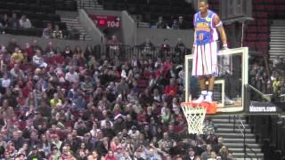 Harlem GlobeTrotters vs Select 2013