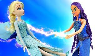 Куклы Эльза Холодное Сердце и Анна  — Видео с куклами как злая колдунья забрала силы у Эльзы