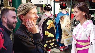 Geishas Walk from Minamiza to Hanamikoji Gion Kyoto  外国人観光客が念願だった大好きな京都で人生で初めて見る本物の舞妓さんに大感動！海外の反応