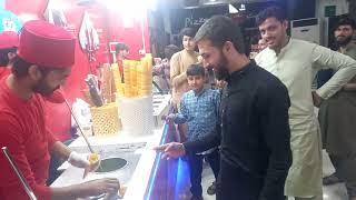 turkish ice cream man trolls customers in islamabad