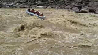 Dangerous Raft flip over   Nepal  Accident  Trishuli  Upset Rapid