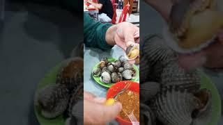 TANTE KULINER MEDAN  MAKAN KERANG REBUS ENAK SAMPAI MATA BERKACA KACA  ASIA MEGA MAS