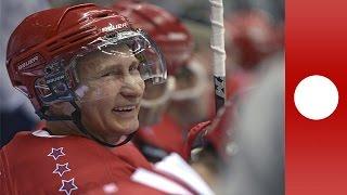 Wladimir Putin schießt erstes Tor beim Eishockeyspiel in Sotchi
