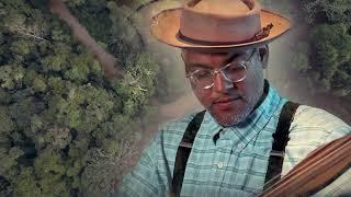 Dom Flemons performing Lost River Blues at Legendary Rhythm and Blues Cruise 2022