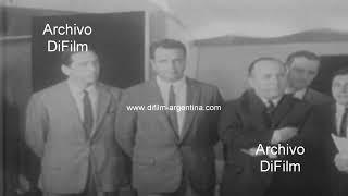 Horacio Accavallo agasajado en el Cinzano Club por periodistas deportivos 1966