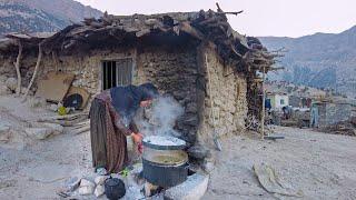 Making Soup and Distributing it Among the Neighbors - The Village Life Of Iran