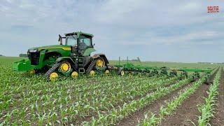 JOHN DEERE 8RX 340 Tractor Cultivating 24 Rows of Corn