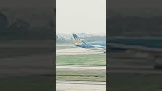 #aviation #planespotting #airplane Vietnam Airlines Airbus A350-900 taking off from Hanoi