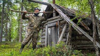 НАШЁЛ ОЗЕРО РЫБАЛКА И НОЧЕВКИ В ИЗБЕ. СЮРПРИЗ В ИЗБЕ И НАХОДКИ В ПОХОДЕ.