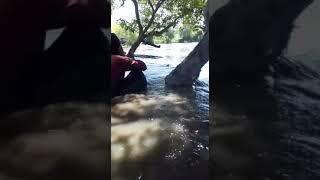 Tambak wilayah sidoarjo di terjang banjir roooob