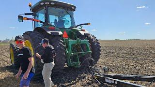 How Did the Roller Fall Off the Tractor Onyx?