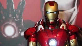 Iron Man Mark VII The Avengers Hot Toys figure review