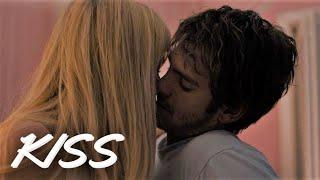 Under the Silver Lake - 2019  Kissing Scene  Riley Keough & Andrew Garfield Sarah & Sam