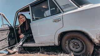Russian girl stuck 29 trailer  Tanya got stuck in a muddy puddle Smoke wheels Revving