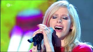 Avril Lavigne- Live Vocal Range HIGH NOTES B4- G5