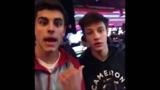 Magcon tour whit shawn mendes