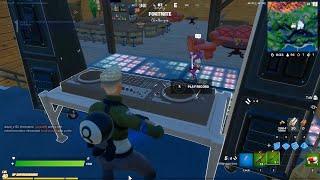  FORTNITE  Ariana Grande Stage 1 of 5 - Collect a Record and place in a Turntable