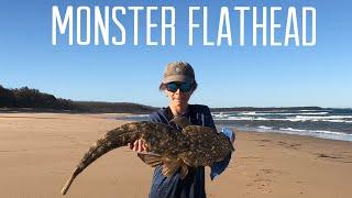 HUGE FISH lurking in the shallows 94cm flathead