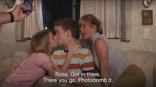 Jennifer Aniston & Emma Roberts teach Kenny how to kiss a girl  Were the Millers