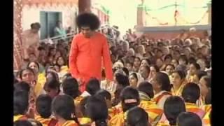 SRI SATHYA SAI BABA MIRACLE AND DARSHAN