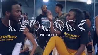 Davido “flora my flowa” dance