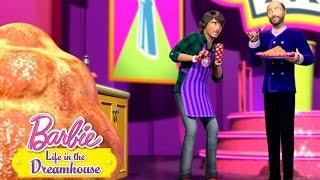 MUÑECA VS. POSTRE  LIFE IN THE DREAMHOUSE  @Barbie