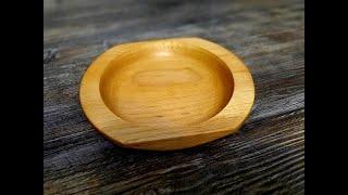 Как зарабатывать на токарном станке. Точеная тарелка из бука Wood lathe . Turned bowl in beech