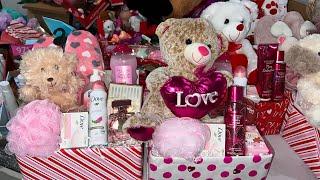 Big Box Gift Ideas 75 and up Victoria Secret Bath & Body Works and More tips #basketmaking #vday2024