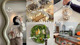daily vlog🩰  productive time  grocerry  morning coffe  cozy cafe  yummy salad night walk