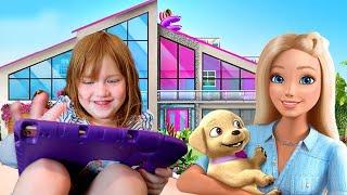 ADLEY iPAD TOUR playing Barbie Dream House Princess Makeover Toca Town pretend play app reviews