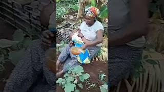African village mother breastfeeding her newbornAfrican village life #viralshorts