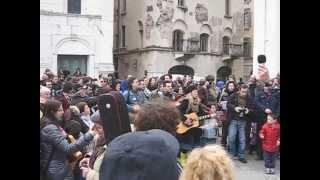 1000 Chitarre in Piazza - 07 Aprile 2013 - La canzone del sole