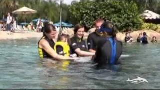Shannon & Adeles Dolphin Swim in Floridas Discovery Cove